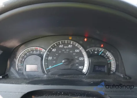 2014 Toyota Camry Se Sport z USA, uszkodzony, nr VIN 4T1BF1FK8EU829691